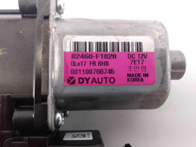 Recambio de motor elevalunas delantero derecho para kia sportage drive 2wd referencia OEM IAM 82460F1020  E2-B5-20-1