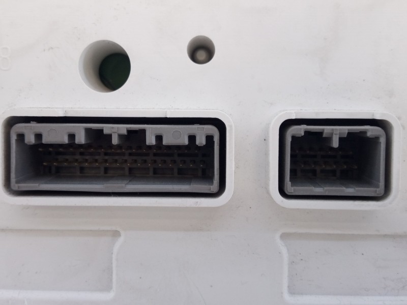 Recambio de cuadro instrumentos para honda cr-v executive 4x4 referencia OEM IAM HR0408689 78100 E2-A2-39-2