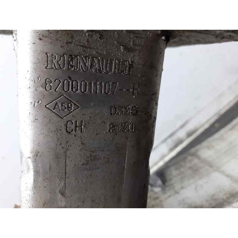 Recambio de refuerzo paragolpes delantero para renault megane ii berlina 5p confort dynamique referencia OEM IAM  8200009911 