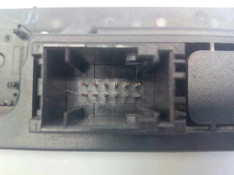 Recambio de mando climatizador para bmw serie 7 (e65/e66) 730d referencia OEM IAM 695318201  E1-A3-7-1