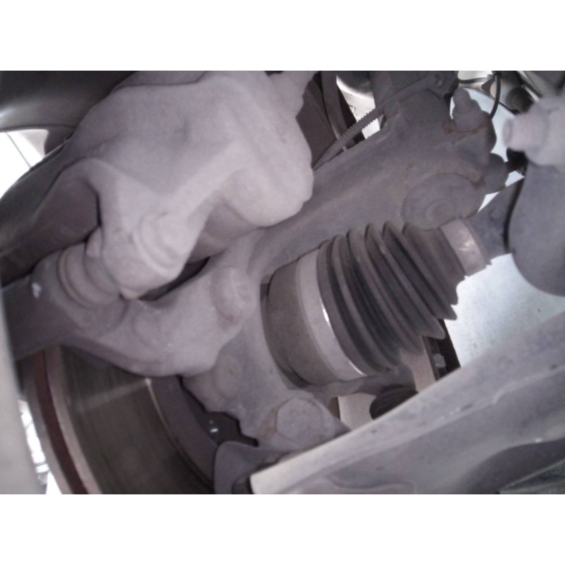 Recambio de mangueta delantera derecha para citroën c3 attraction referencia OEM IAM   