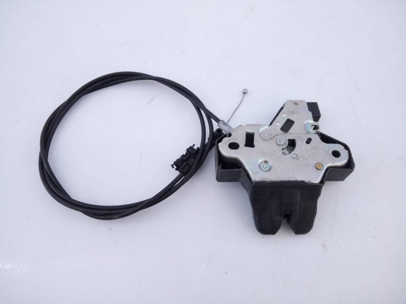 Recambio de cerradura maletero / porton para toyota avensis (t27) advance referencia OEM IAM   E2-B4-39-1