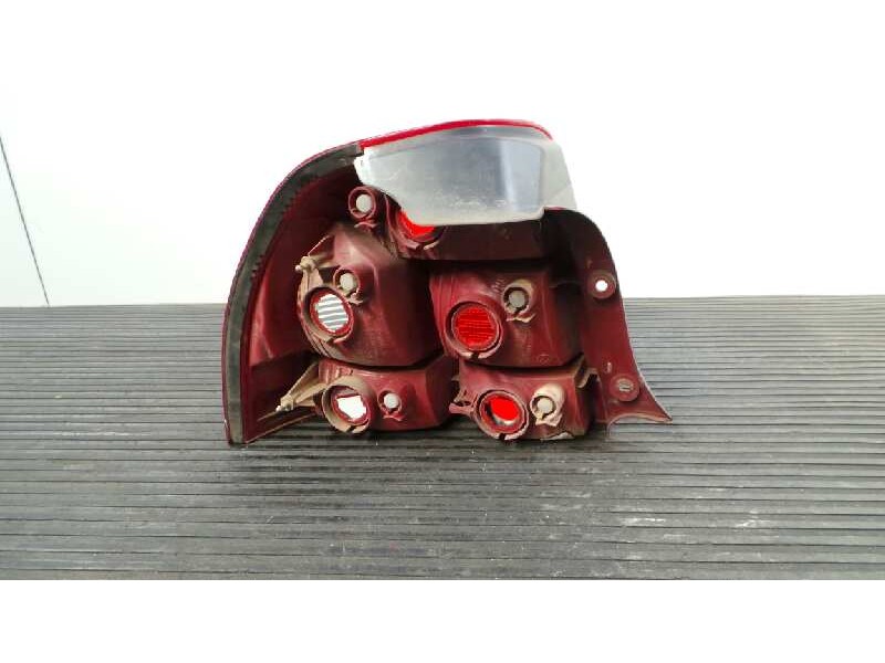 Recambio de piloto trasero derecho para kia shuma referencia OEM IAM   E2-B5-32-2