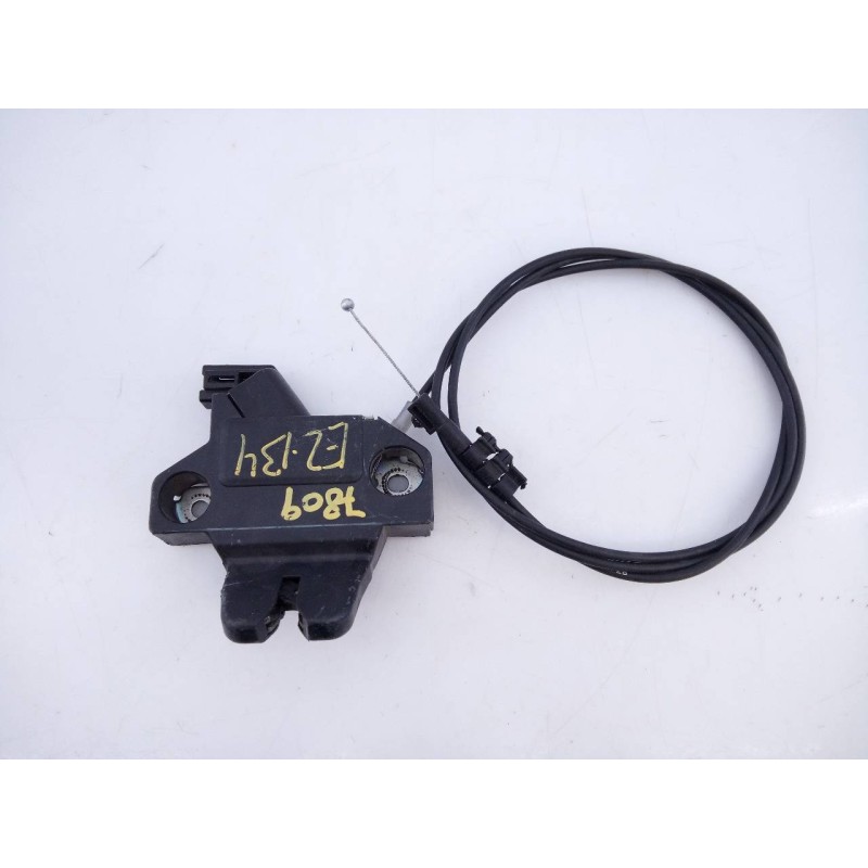 Recambio de cerradura maletero / porton para toyota avensis (t27) advance referencia OEM IAM   E2-B4-39-1