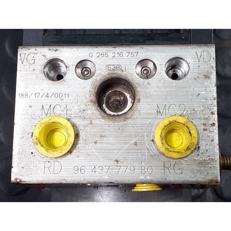 Recambio de abs para peugeot 307 (s1) xr referencia OEM IAM 9643777980 0265216757 P3-A8-18-4