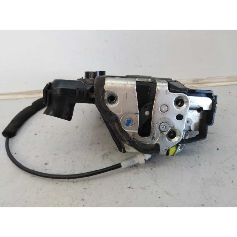 Recambio de cerradura puerta delantera izquierda para toyota avensis (t27) advance referencia OEM IAM   E2-B4-5-2