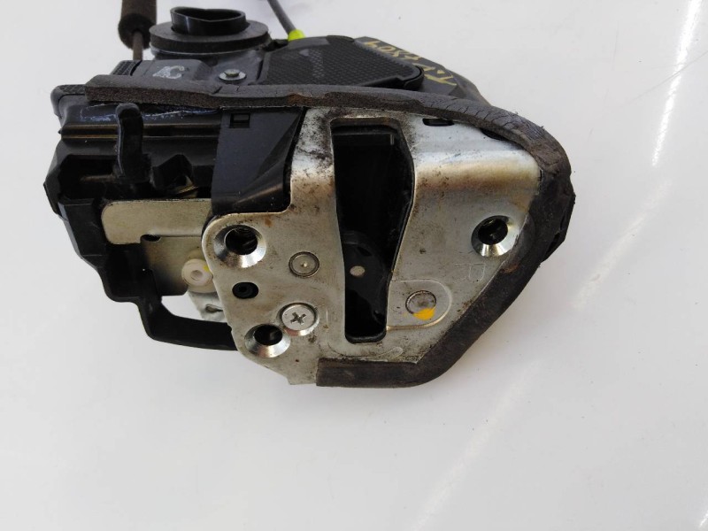 Recambio de cerradura puerta trasera derecha para toyota avensis (t27) advance referencia OEM IAM   E2-B4-10-2