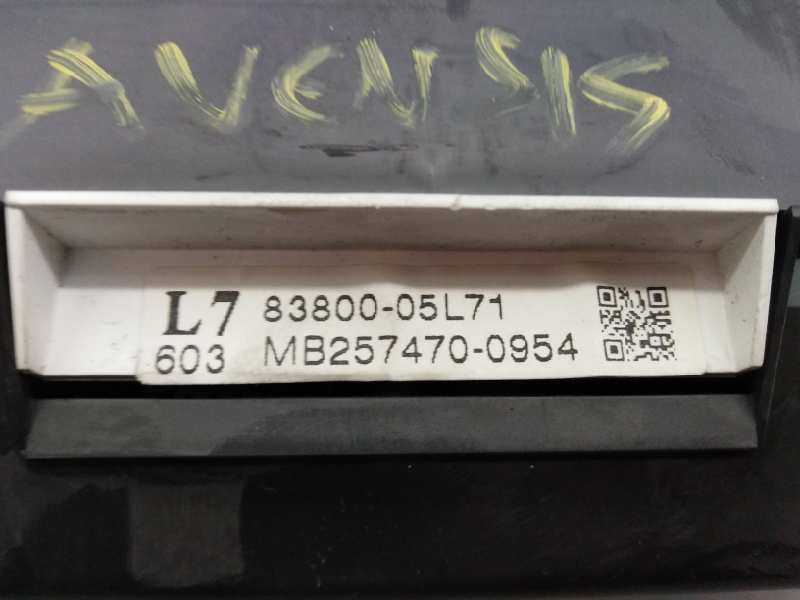 Recambio de cuadro instrumentos para toyota avensis (t27) advance referencia OEM IAM 8380005L71 MB2574700954 E3-B2-20-2