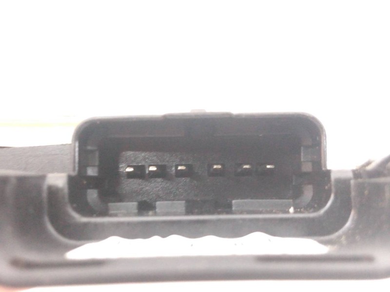 Recambio de cerradura puerta delantera derecha para citroën c3 attraction referencia OEM IAM   E1-A4-40-2