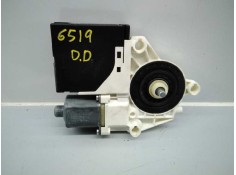 MOTOR ELEVALUNAS DELANTERO DERECHO 3C0959792C 5N0959702G E1-B6-30-2