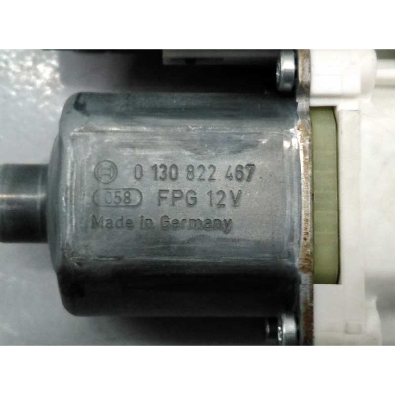 Recambio de motor elevalunas delantero derecho para volkswagen tiguan (5n2) advance bluemotion referencia OEM IAM 3C0959792C 5N0