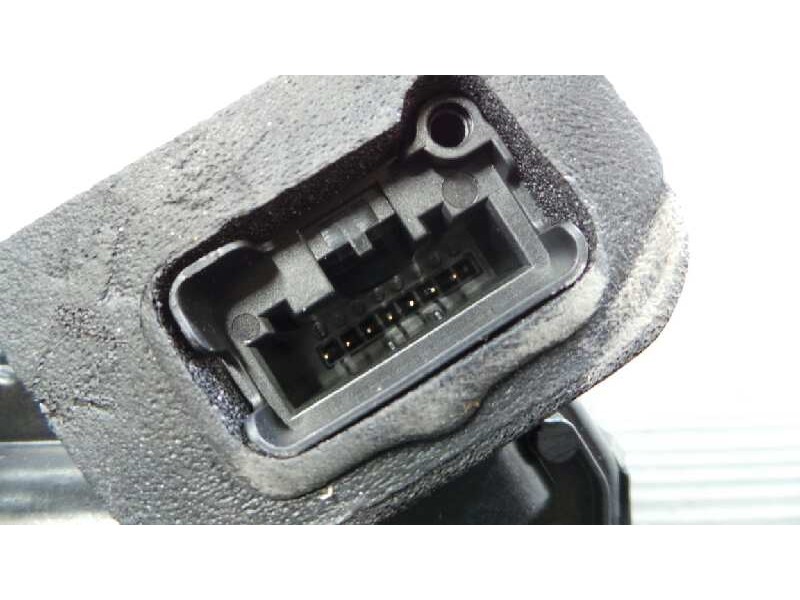 Recambio de cerradura puerta delantera derecha para volkswagen touran (5t1) advance bmt referencia OEM IAM 5TB837016A  E1-B6-36-