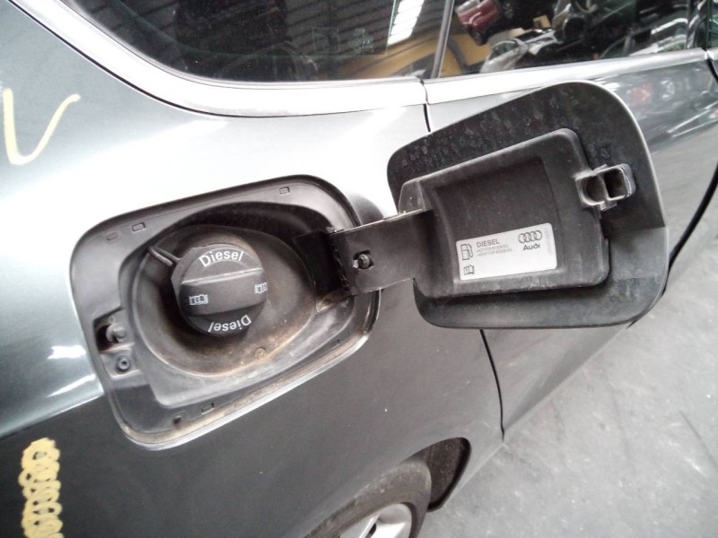 Recambio de tapa exterior combustible para audi a5 sportback (8t) 3.0 tdi (150kw) referencia OEM IAM   