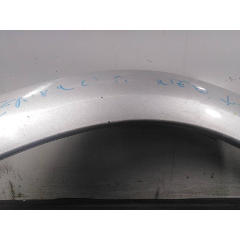 Recambio de aletin delantero izquierdo para nissan terrano/terrano.ii (r20) referencia OEM IAM   P2-B3-29