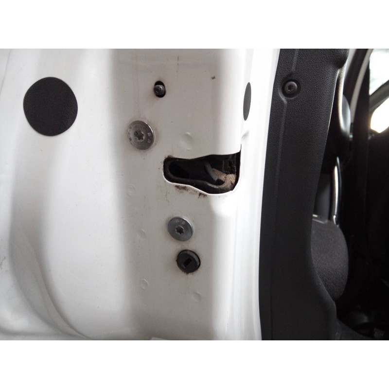 Recambio de cerradura puerta trasera izquierda para citroën c3 attraction referencia OEM IAM   