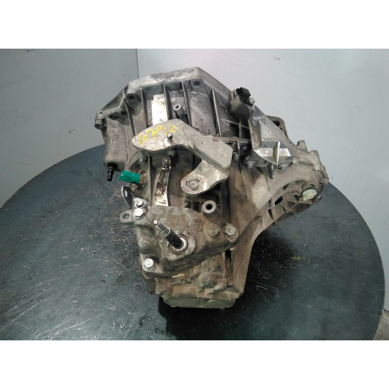 Recambio de caja cambios para renault clio iii exception referencia OEM IAM TL4002  M1-B3-82