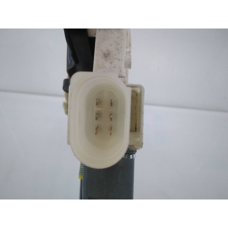 Recambio de elevalunas delantero derecho para bmw serie 5 lim. (f10) 520d referencia OEM IAM 72481720 72715649 E1-A3-12-2