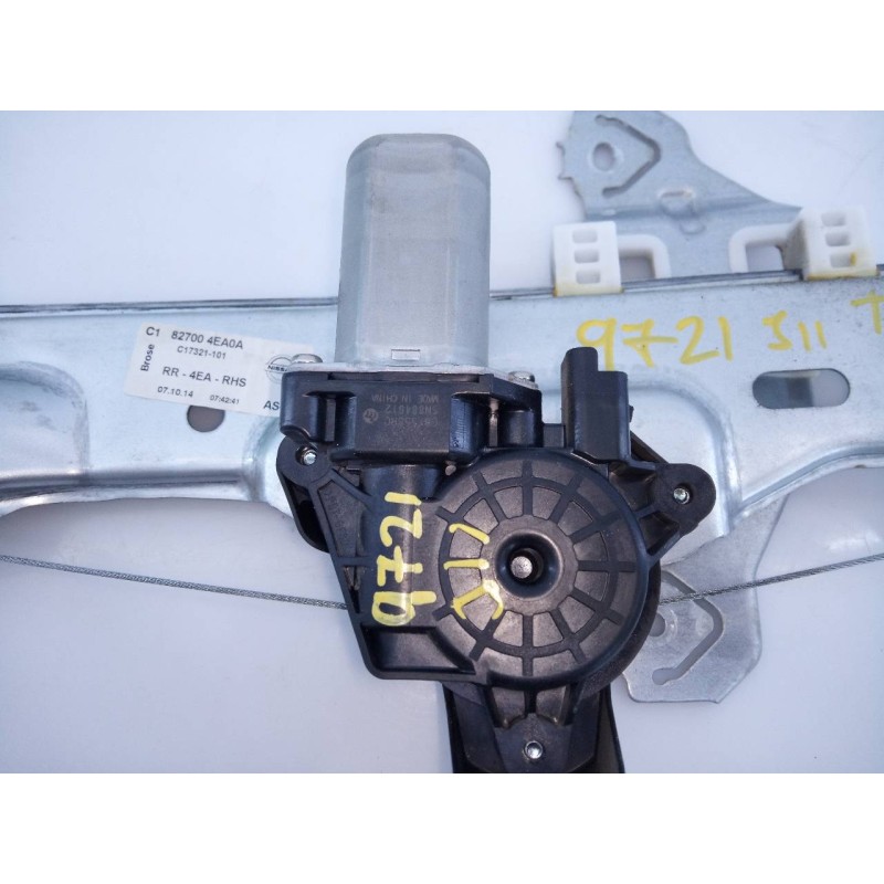 Recambio de elevalunas trasero derecho para nissan qashqai (j11) visia referencia OEM IAM 827004EA0A  E2-A4-15-1