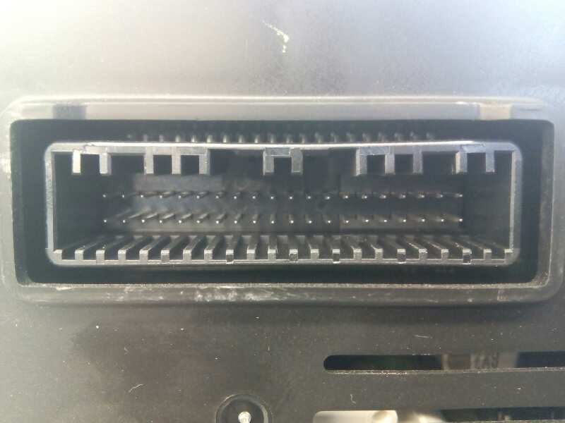 Recambio de cuadro instrumentos para hyundai tucson essence bluedrive 2wd referencia OEM IAM 94003D7730  E2-B5-4-2