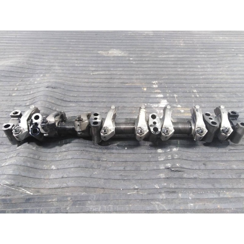 Recambio de eje balancines para nissan terrano (wd21) referencia OEM IAM   P1-A2-3