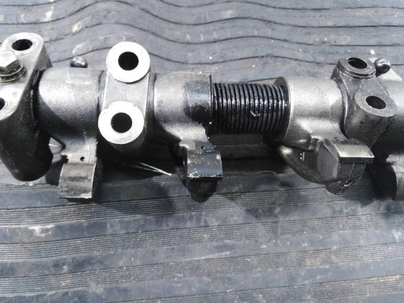 Recambio de eje balancines para nissan terrano (wd21) referencia OEM IAM   P1-A2-3