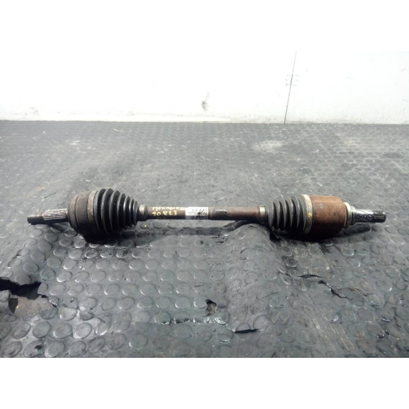 Recambio de transmision delantera izquierda para renault megane iii sport tourer limited referencia OEM IAM 8200847584  P1-B6-37