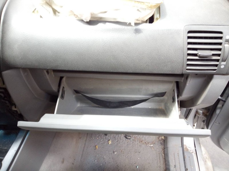 Recambio de guantera para kia sorento 2.5 crdi concept referencia OEM IAM   