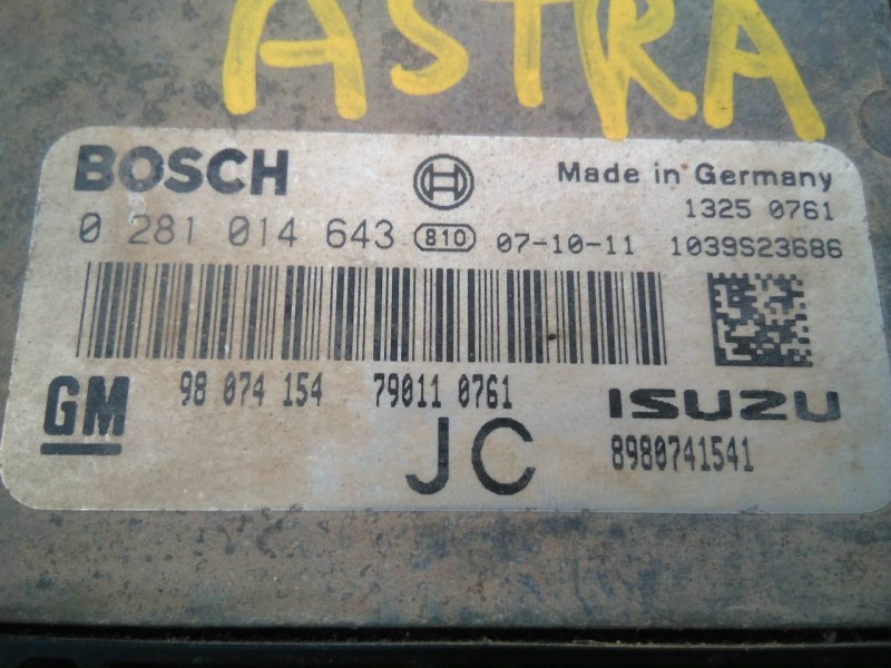 Recambio de centralita motor uce para opel astra gtc sport referencia OEM IAM 0281014643 98074154 E3-A5-28-2