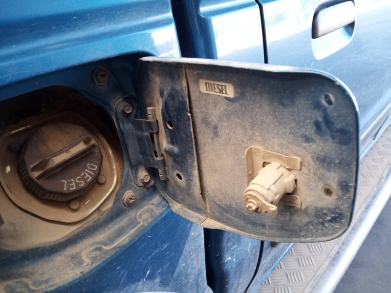 Recambio de tapa exterior combustible para ford ranger (er) cabina doble royal 4x4 referencia OEM IAM   