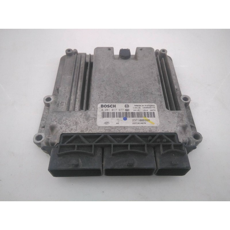 Recambio de centralita motor uce para renault master kombi l2h2 3,3t referencia OEM IAM 0281017977 237100899R E2-A1-35-2