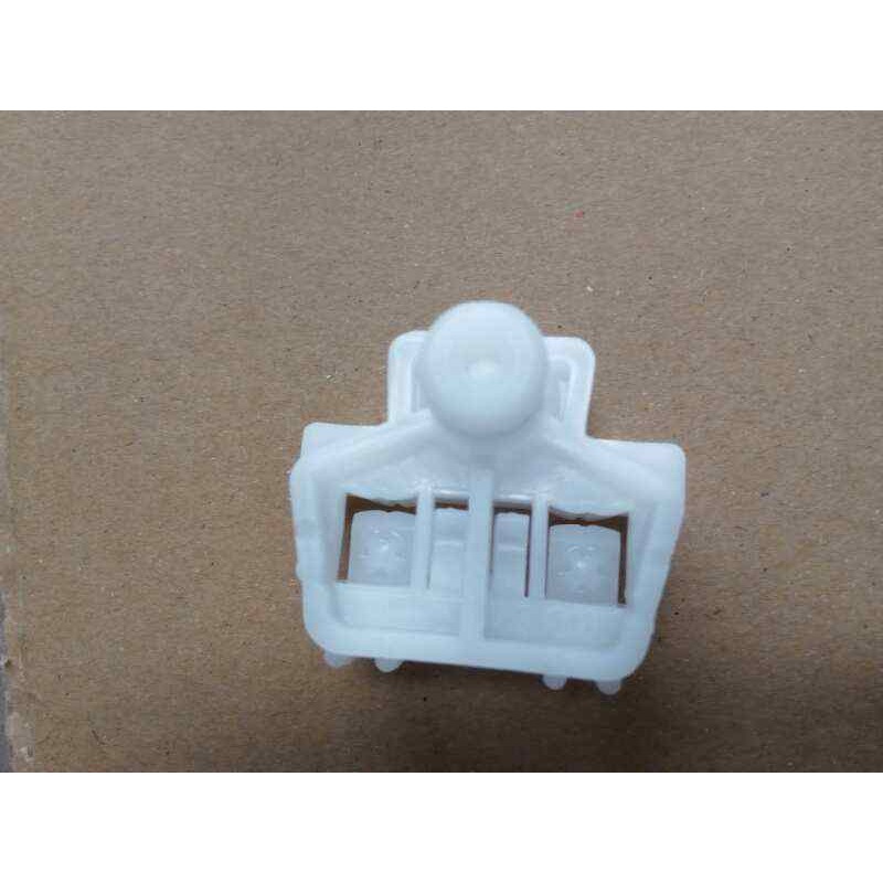 Recambio de elevalunas delantero derecho para renault clio ii fase ii (b/cb0) referencia OEM IAM 164002 NUEVO T2-1-B1-4