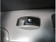 MANDO ELEVALUNAS DELANTERO DERECHO 