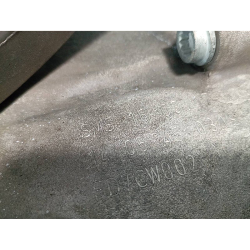 Recambio de caja cambios para volkswagen touran (5t1) advance bmt referencia OEM IAM SMS  M1-A1-103