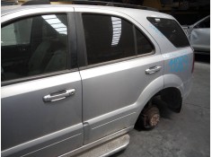 Recambio de puerta trasera izquierda para kia sorento 2.5 crdi concept referencia OEM IAM    2