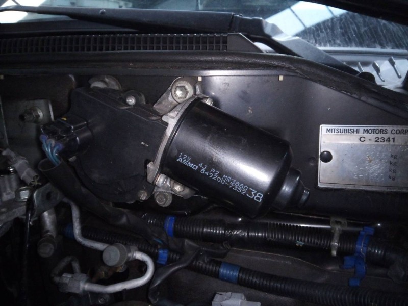 Recambio de motor limpia delantero para mitsubishi montero (v80/v90) 3.2 di-d intense (3-ptas.) referencia OEM IAM MR388038 8492