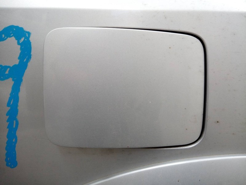 Recambio de tapa exterior combustible para kia sorento 2.5 crdi concept referencia OEM IAM   