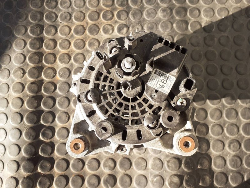 Recambio de alternador para nissan qashqai (j11) tekna referencia OEM IAM F0008L0814  P3-A4-20-5