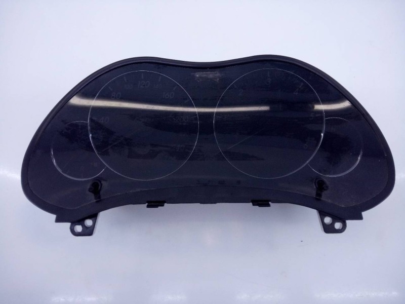 Recambio de cuadro instrumentos para toyota avensis wagon (t25) 2.0 d-4d sol referencia OEM IAM 8380005630H  E3-B2-2-3