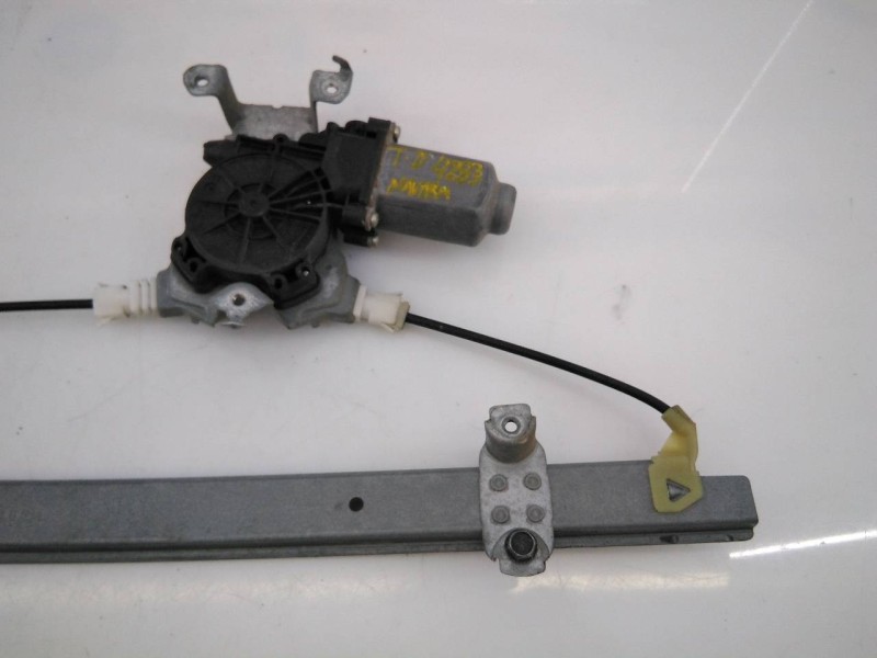 Recambio de elevalunas trasero derecho para nissan navara pick-up (d40m) double cab se 4x4 referencia OEM IAM 400926B  E2-A4-55-