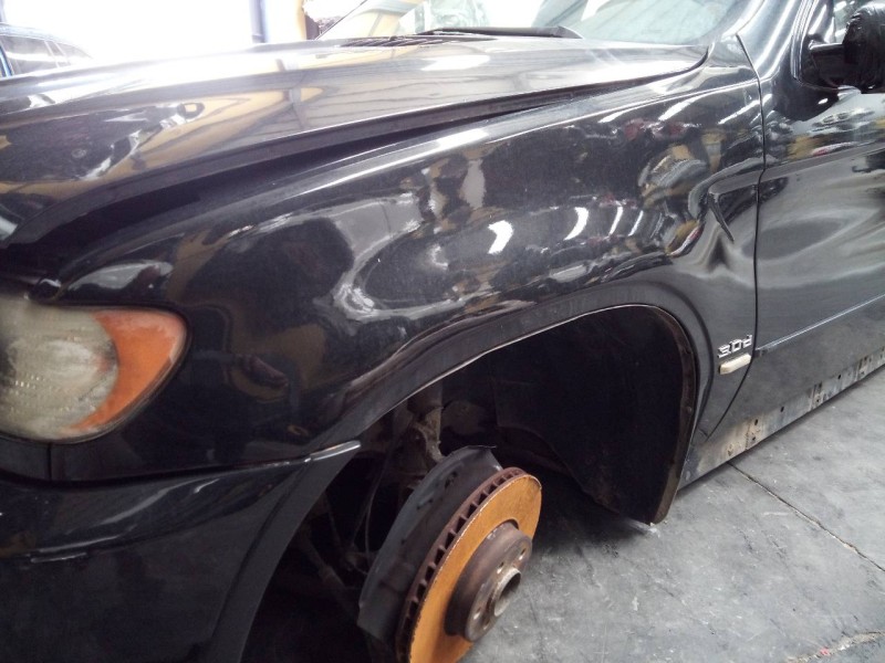 Recambio de aleta delantera izquierda para bmw x5 (e53) 3.0d referencia OEM IAM   
