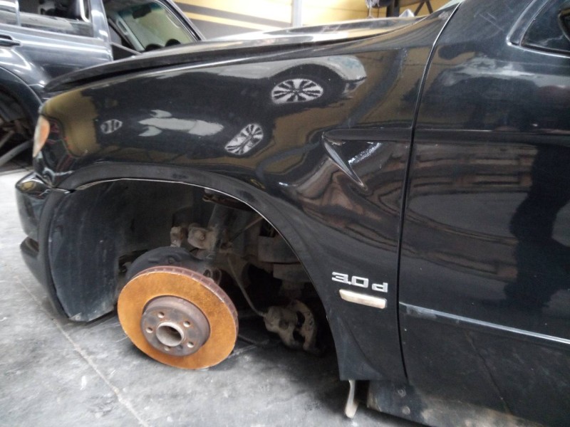 Recambio de aleta delantera izquierda para bmw x5 (e53) 3.0d referencia OEM IAM   