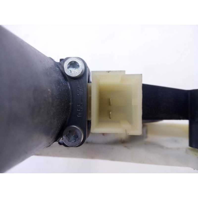 Recambio de elevalunas delantero derecho para volkswagen touran (5t1) advance bmt referencia OEM IAM 5Q0959801C  E1-B6-32-1