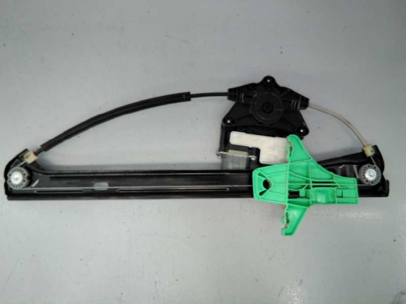 Recambio de elevalunas trasero derecho para volkswagen tiguan advance bmt referencia OEM IAM 5Q0959812E 5NA839462C E1-B6-30-1