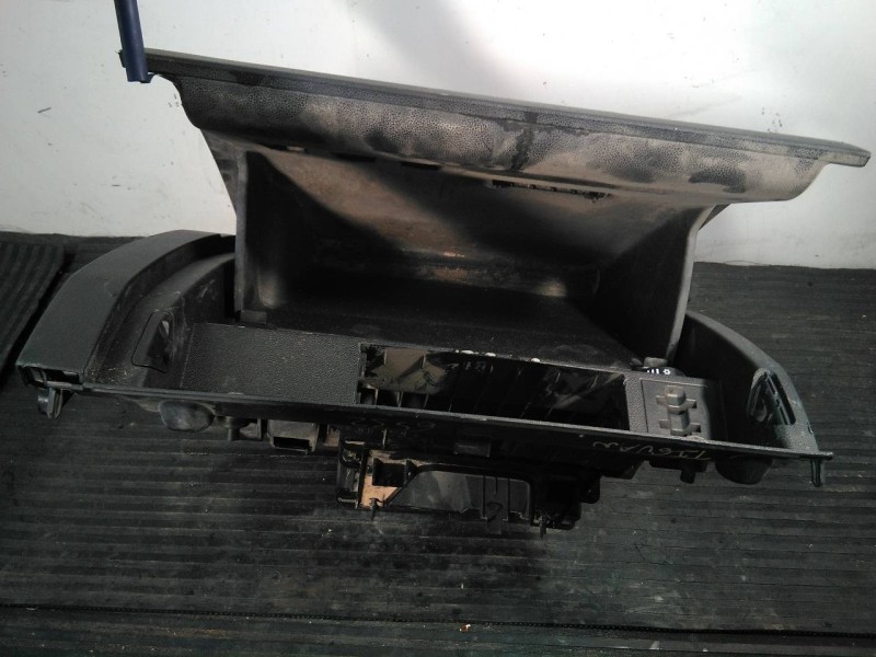 Recambio de guantera para volkswagen tiguan advance bmt referencia OEM IAM 5NB857101 5NB857097C P2-A3-12