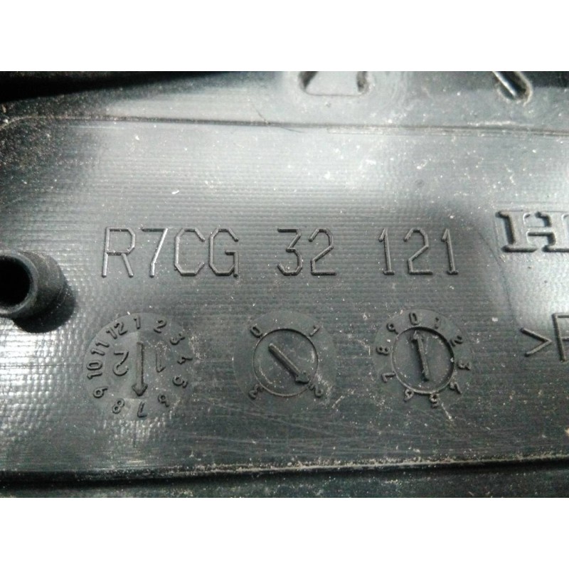 Recambio de tapa motor para honda cr-v luxury 4x4 referencia OEM IAM R7CG32121  P2-B3-7