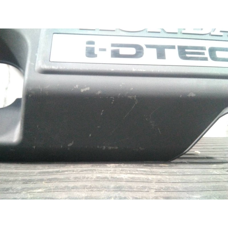 Recambio de tapa motor para honda cr-v luxury 4x4 referencia OEM IAM R7CG32121  P2-B3-7