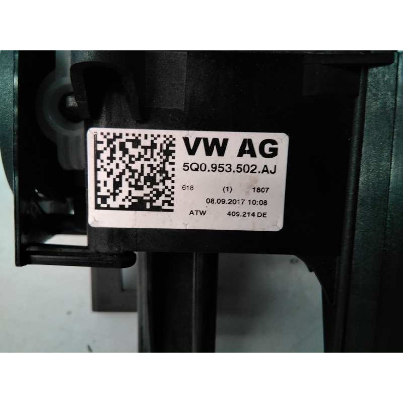 Recambio de mando limpia para volkswagen tiguan advance bmt referencia OEM IAM 5Q0953521R 5Q0953502AJ 