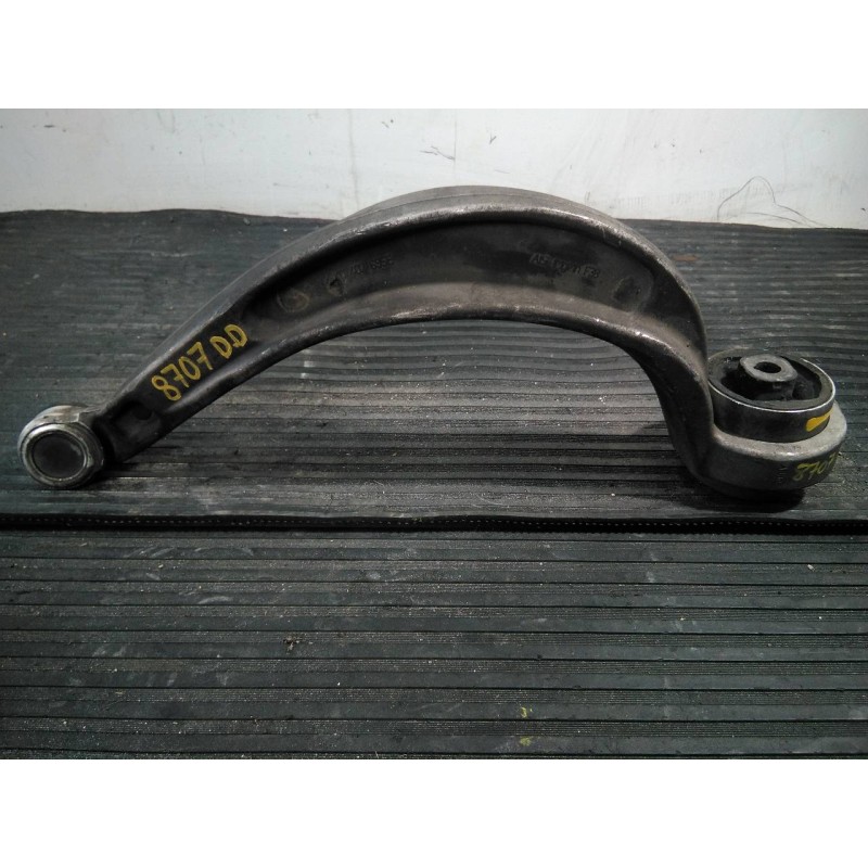 Recambio de brazo suspension inferior delantero derecho para audi a4 ber. (b8) básico referencia OEM IAM 8K0407695E  P1-A4-24