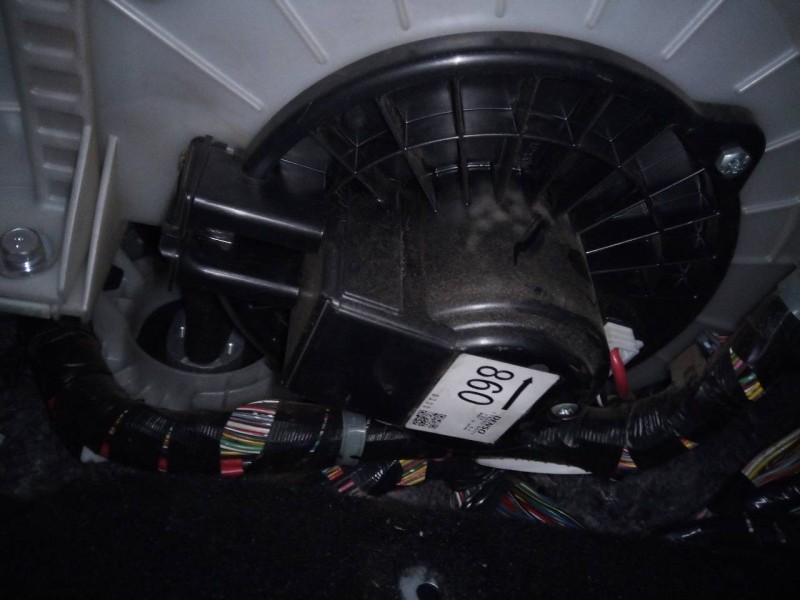 Recambio de ventilador calefaccion para mitsubishi montero (v80/v90) 3.2 di-d intense (3-ptas.) referencia OEM IAM 1163408601  