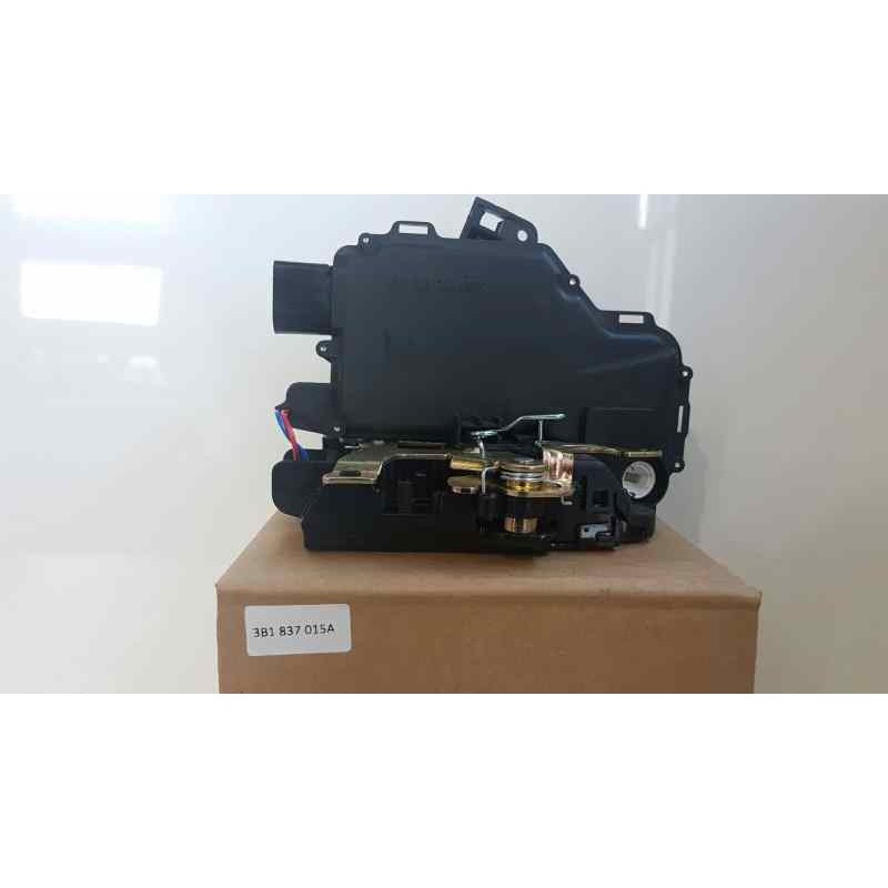 Recambio de cerradura puerta delantera izquierda para universal cerradura delantera izquierda vw-seat-skoda referencia OEM IAM 3
